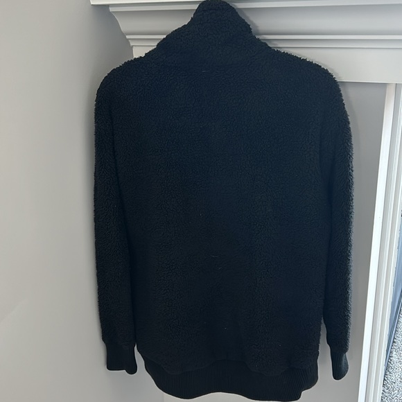 athleta fuzzy 1/4 zip - Picture 4 of 5